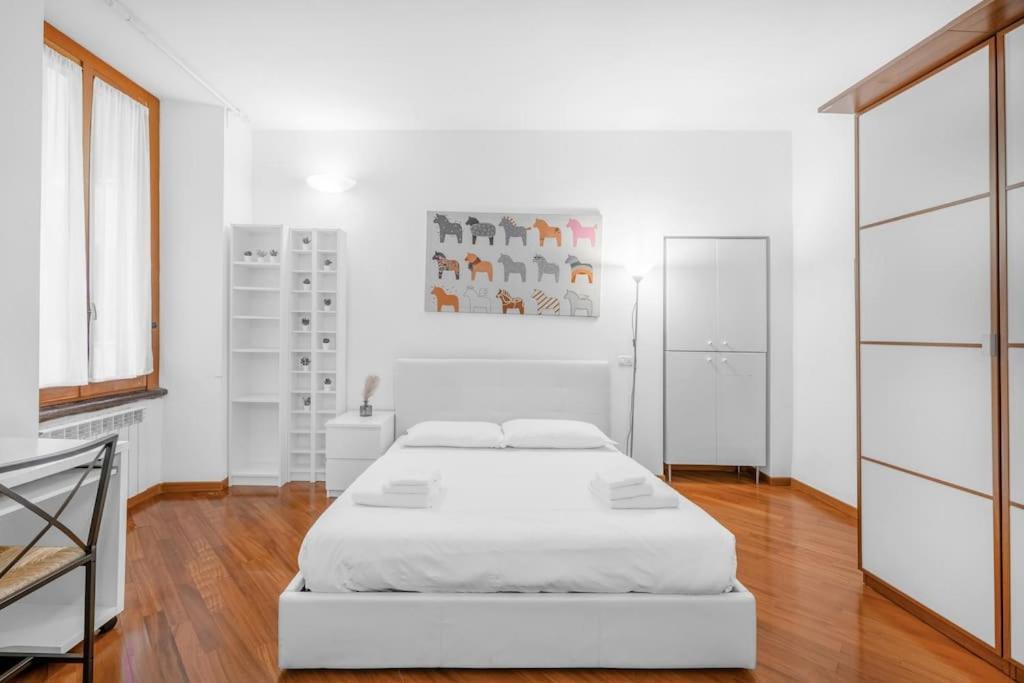Homely Flat St Lorenzo มิลาน ภายนอก รูปภาพ
